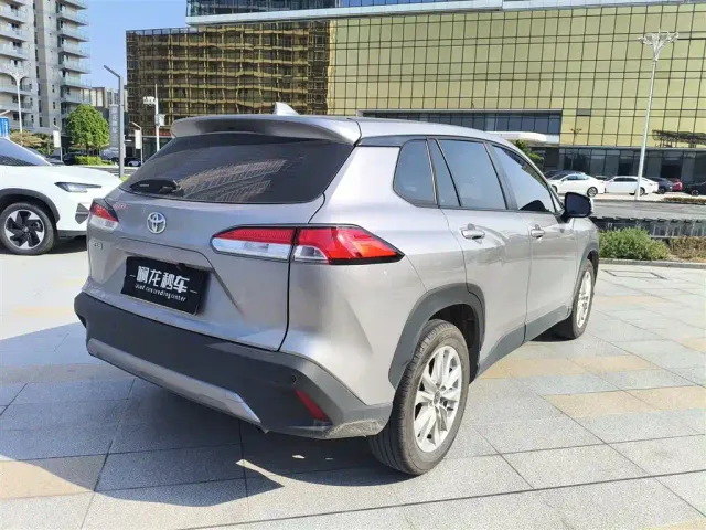 Toyota Corolla Cross — Фото автомобиля 8