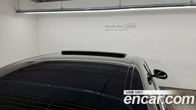 Mercedes-Benz E-Class — Фото автомобиля 12