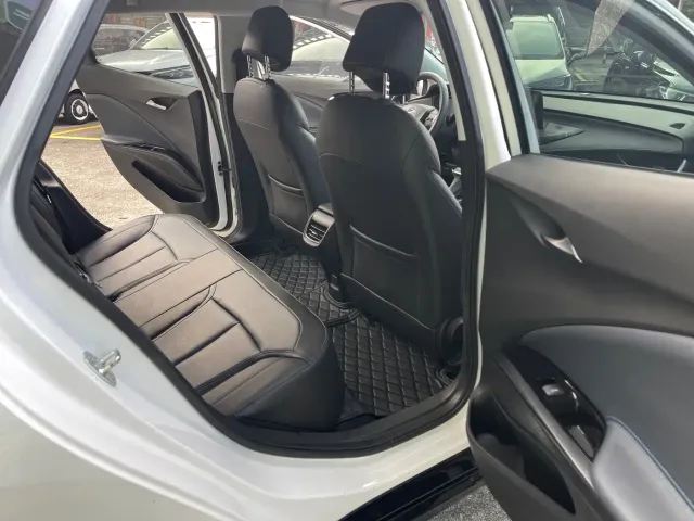 Buick Velite 6 — Фото автомобиля 8