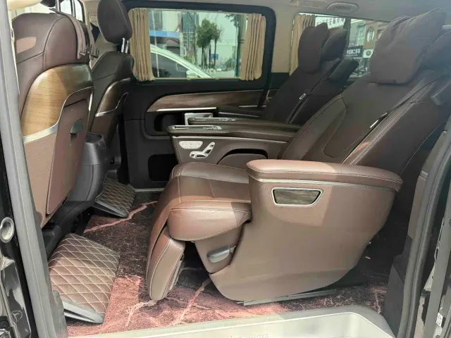 Mercedes-Benz V-Class — Фото автомобиля 9