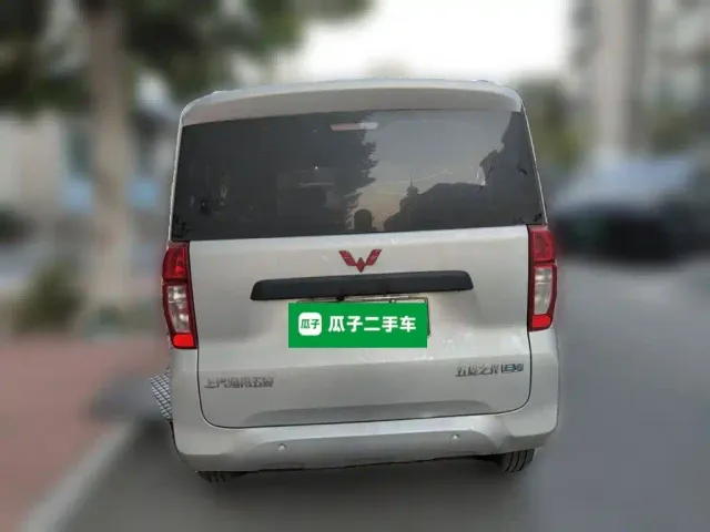 Wuling Zhiguang NEV — Фото автомобиля 3