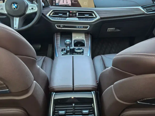 BMW X5 — Фото автомобиля 18