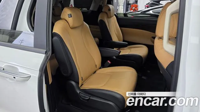 Kia Carnival 4th Gen — Фото автомобиля 12