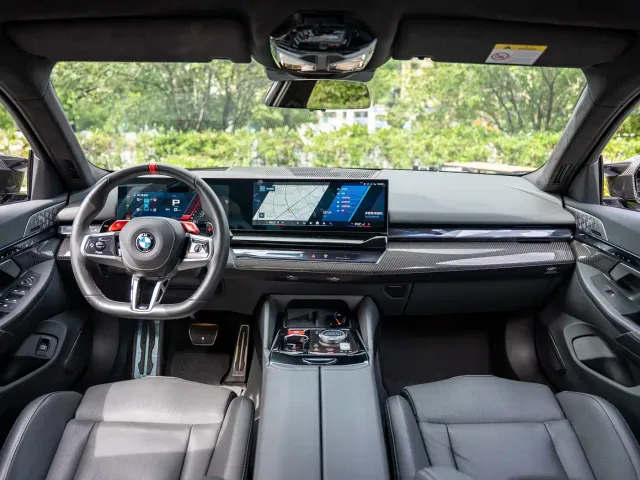 BMW M5 — Фото автомобиля 17