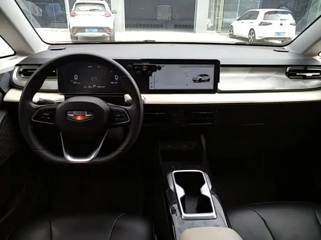 Geely Geometry E Firefly — Фото автомобиля 5