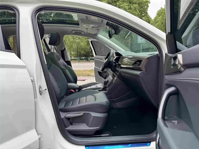 Volkswagen Tharu — Фото автомобиля 17