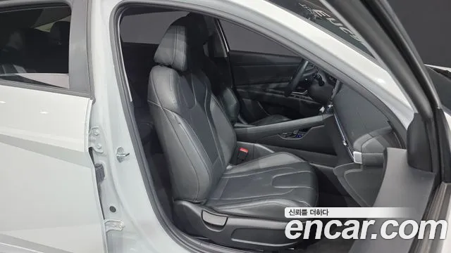 Hyundai Avante — Фото автомобиля 17