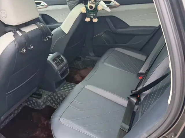 Volkswagen Tharu — Фото автомобиля 5
