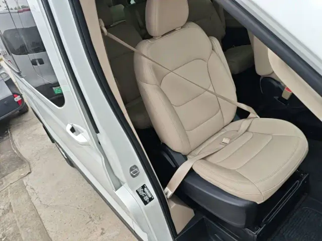 Maxus Xintu V90 — Фото автомобиля 24