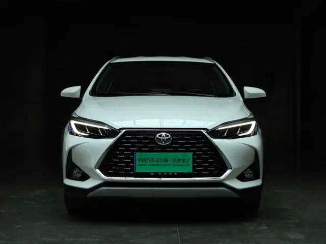 Toyota YARiS L Zhi Xuan — Фото автомобиля 2