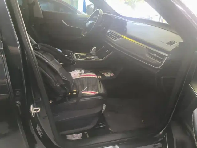 Chery Tiggo 8 — Фото автомобиля 24