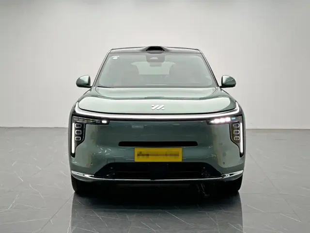 IM Motors LS8 — Фото автомобиля 2