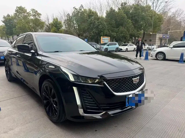 Cadillac CT5 — Фото автомобиля 3