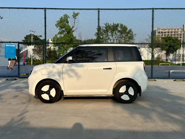Changan Lumin — Фото автомобиля 5
