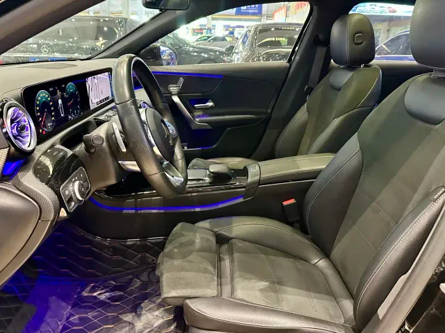 Mercedes-Benz A-Class — Фото автомобиля 5