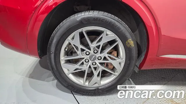 Genesis GV70 — Фото автомобиля 5