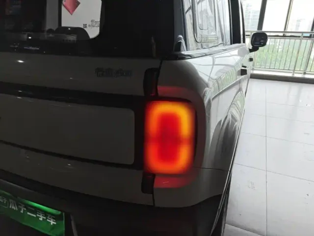 Baojun Yep Plus — Фото автомобиля 7