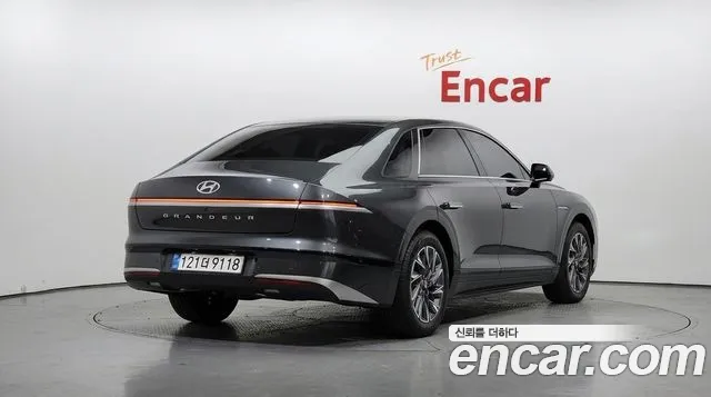 Hyundai Grandeur — Фото автомобиля 2