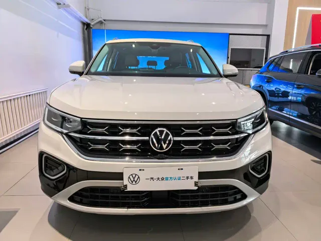 Volkswagen Tayron — Фото автомобиля 2