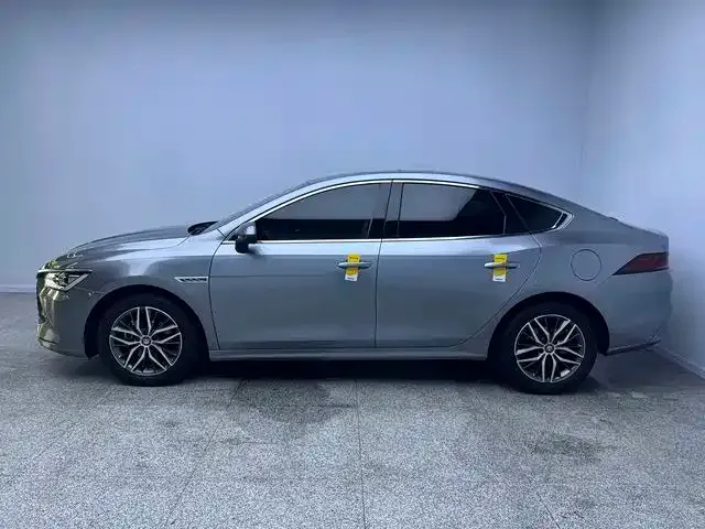 BYD Qin PLUS — Фото автомобиля 3