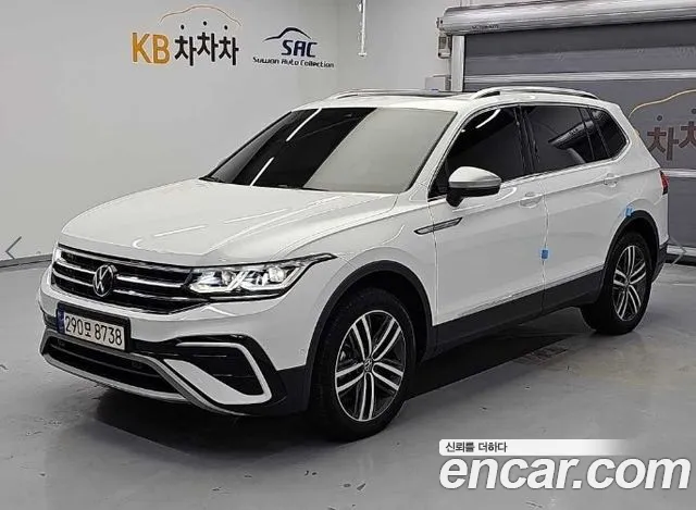Фотография автомобиля — Volkswagen Tiguan