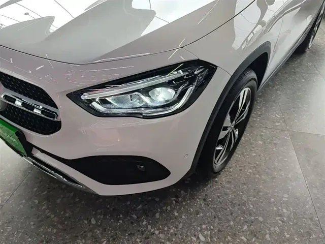Mercedes-Benz GLA-Class — Фото автомобиля 23