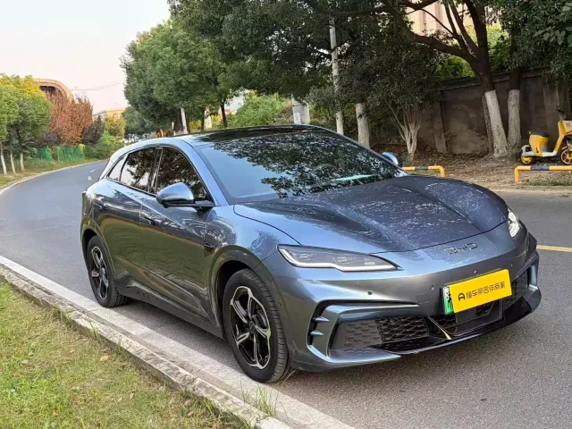 BYD Seal 06 GT — Фото автомобиля 3