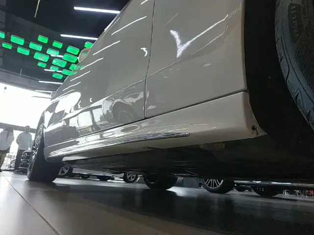 Mercedes-Benz C-Class — Фото автомобиля 20
