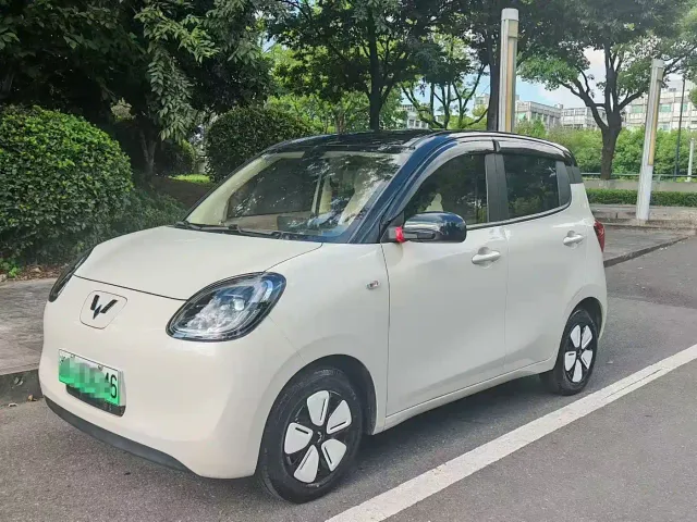 Фотография автомобиля — Wuling Hongguang Mini EV