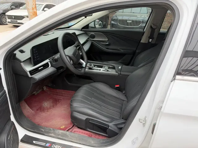 Chery Fulwin A8 — Фото автомобиля 4