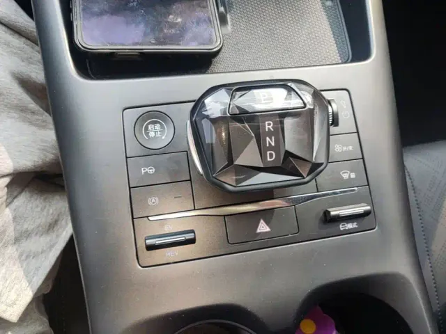 BYD Qin PLUS — Фото автомобиля 13