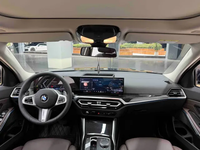 BMW 3 Series — Фото автомобиля 17