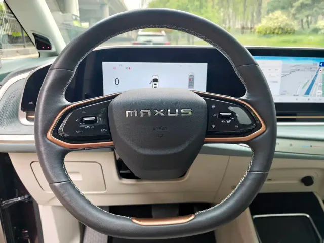Maxus G90 — Фото автомобиля 8
