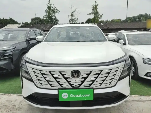 Changan CS75 Plus — Фото автомобиля 2