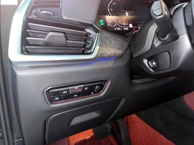 BMW X5 — Фото автомобиля 12