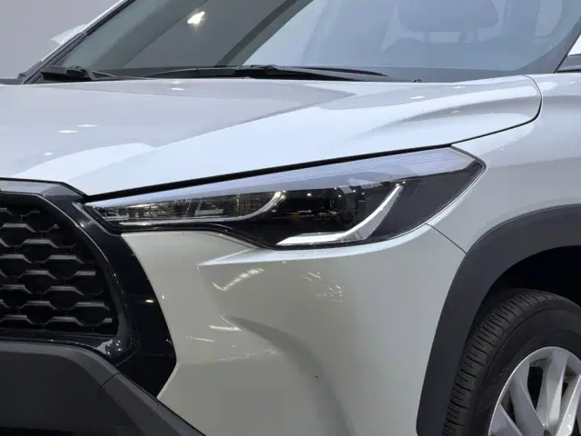Toyota Corolla Cross — Фото автомобиля 6