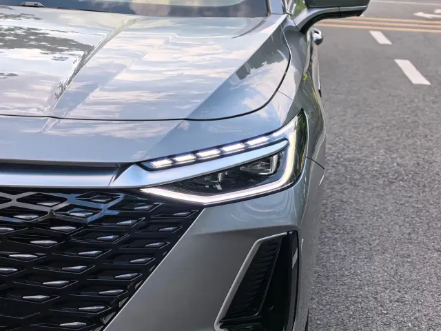 Chery Arrizo 8 — Фото автомобиля 3