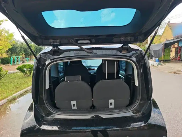 Baojun KiWi EV — Фото автомобиля 18