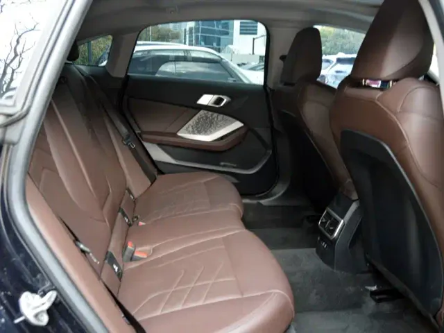 BMW 2 Series — Фото автомобиля 11