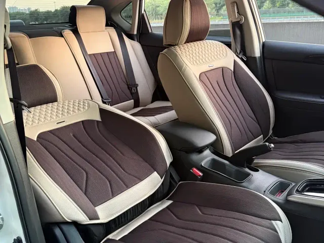 Nissan Sylphy — Фото автомобиля 15