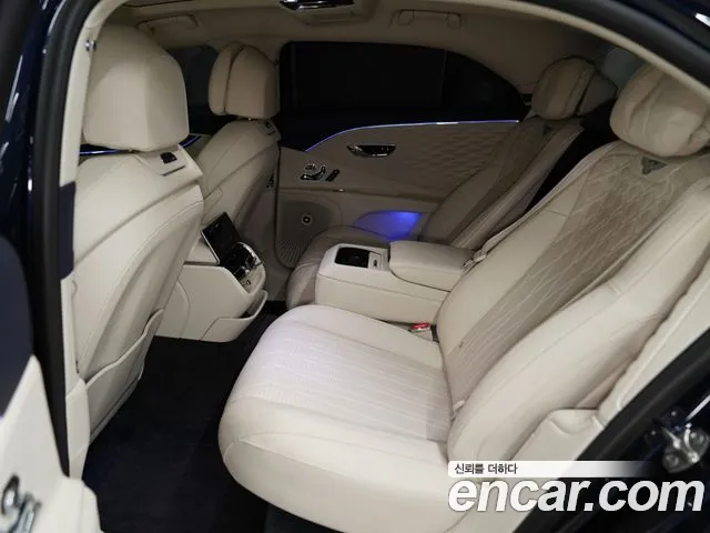 Bentley Flying Spur Generation 3 — Фото автомобиля 14