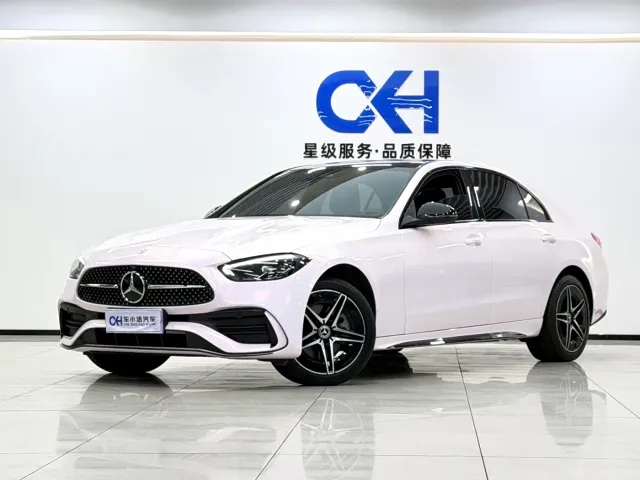 Фотография автомобиля — Mercedes-Benz C-Class