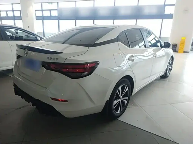 Nissan Sylphy — Фото автомобиля 6