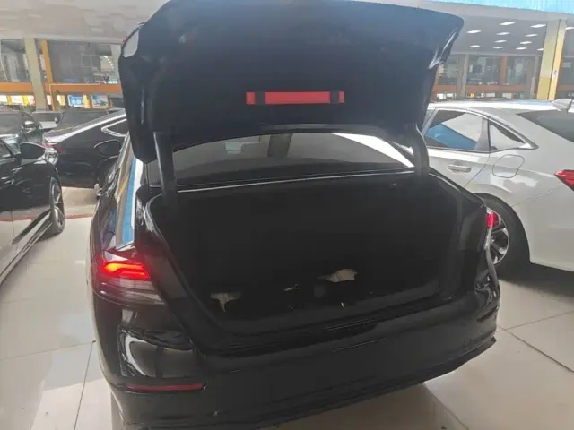Honda Accord — Фото автомобиля 18