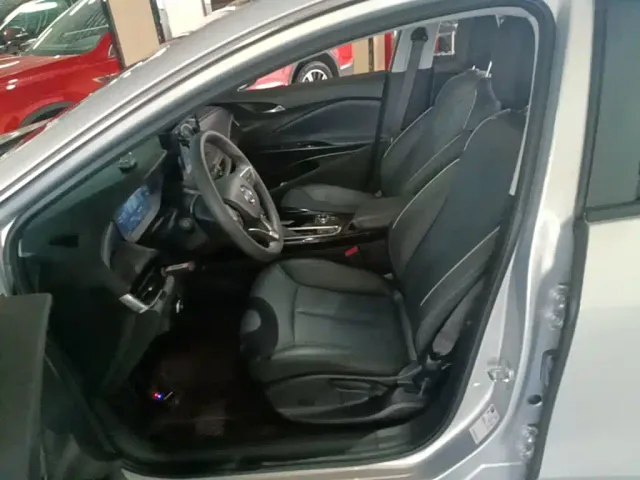 Buick Velite 6 — Фото автомобиля 14