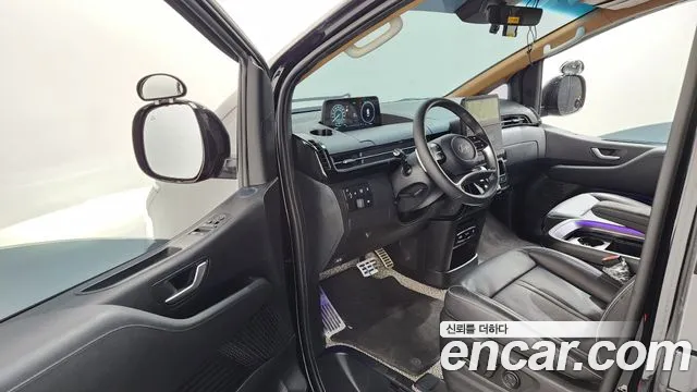 Hyundai Staria Staria — Фото автомобиля 8
