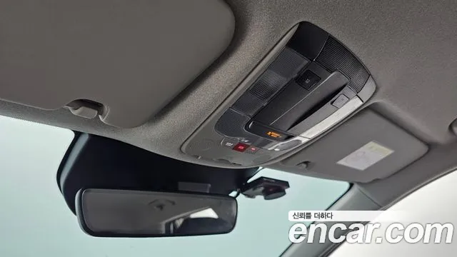 Kia Niro The All New — Фото автомобиля 24