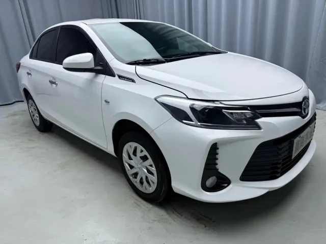 Toyota Vios — Фото автомобиля 3