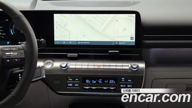 Hyundai Kona — Фото автомобиля 2