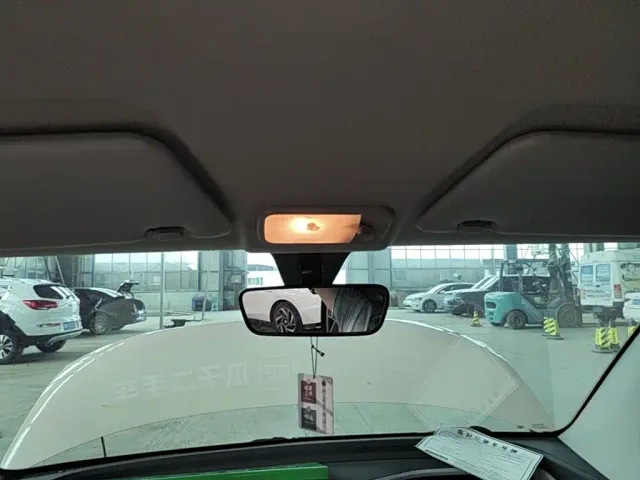 Wuling Hongguang Mini EV — Фото автомобиля 17